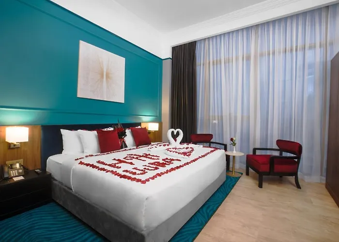Hujra Hotel Tahlia Jeddah